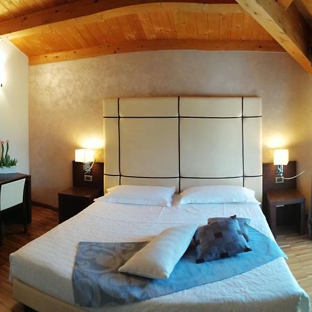 Albergo Minuetto Adria Exteriör bild