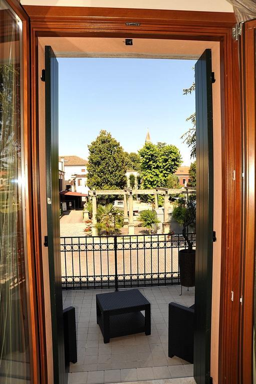 Albergo Minuetto Adria Exteriör bild