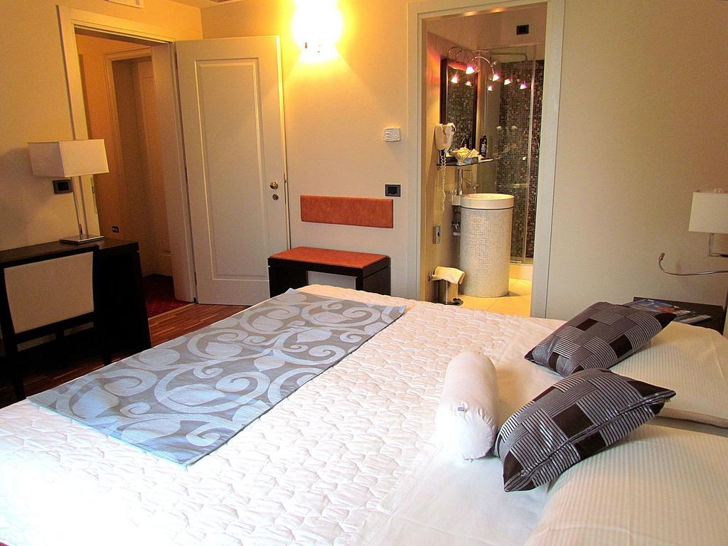 Albergo Minuetto Adria Rum bild