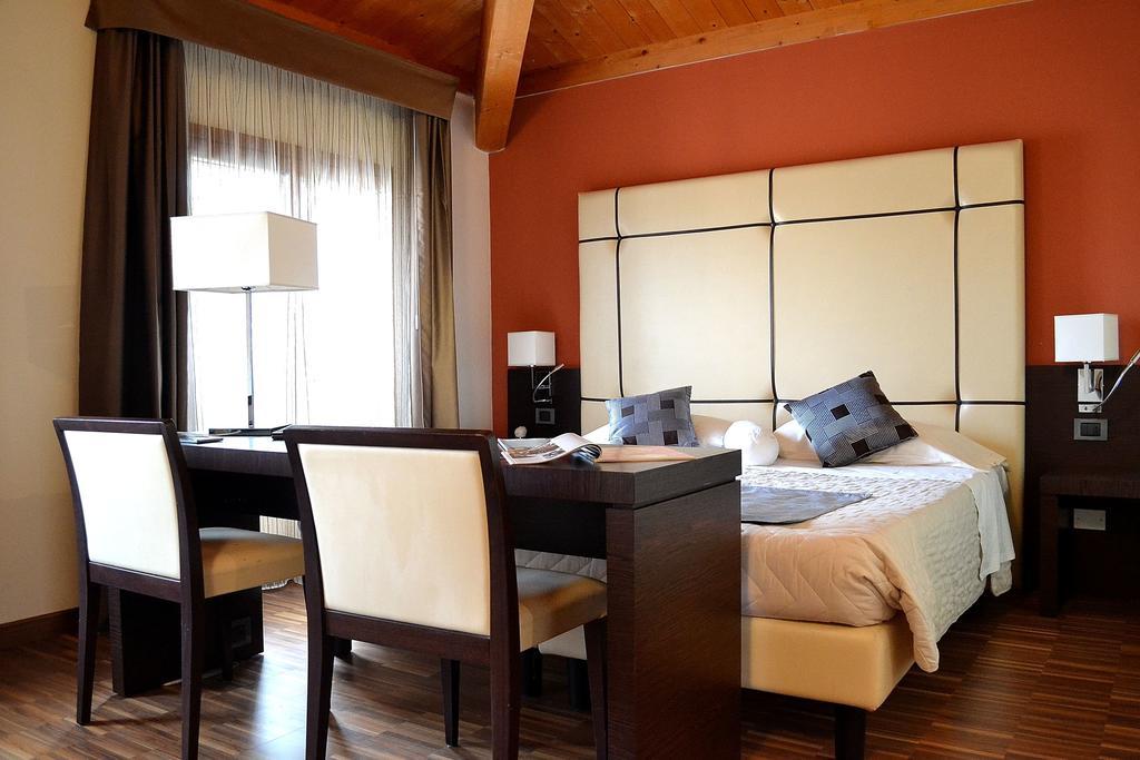 Albergo Minuetto Adria Rum bild