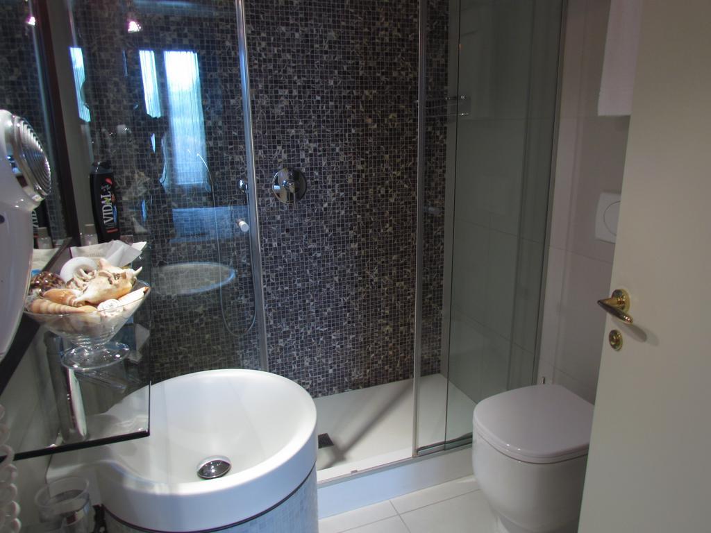 Albergo Minuetto Adria Rum bild